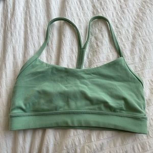 Lululemon Flow Y Nulu Bra